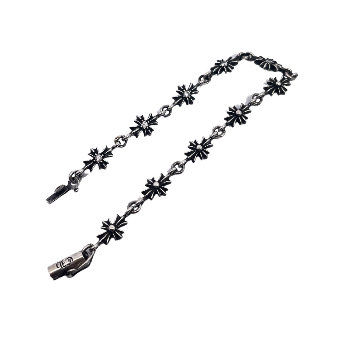Chrome Hearts（クロム・ハーツ）の石を嵌めた十字架ブレスレット
