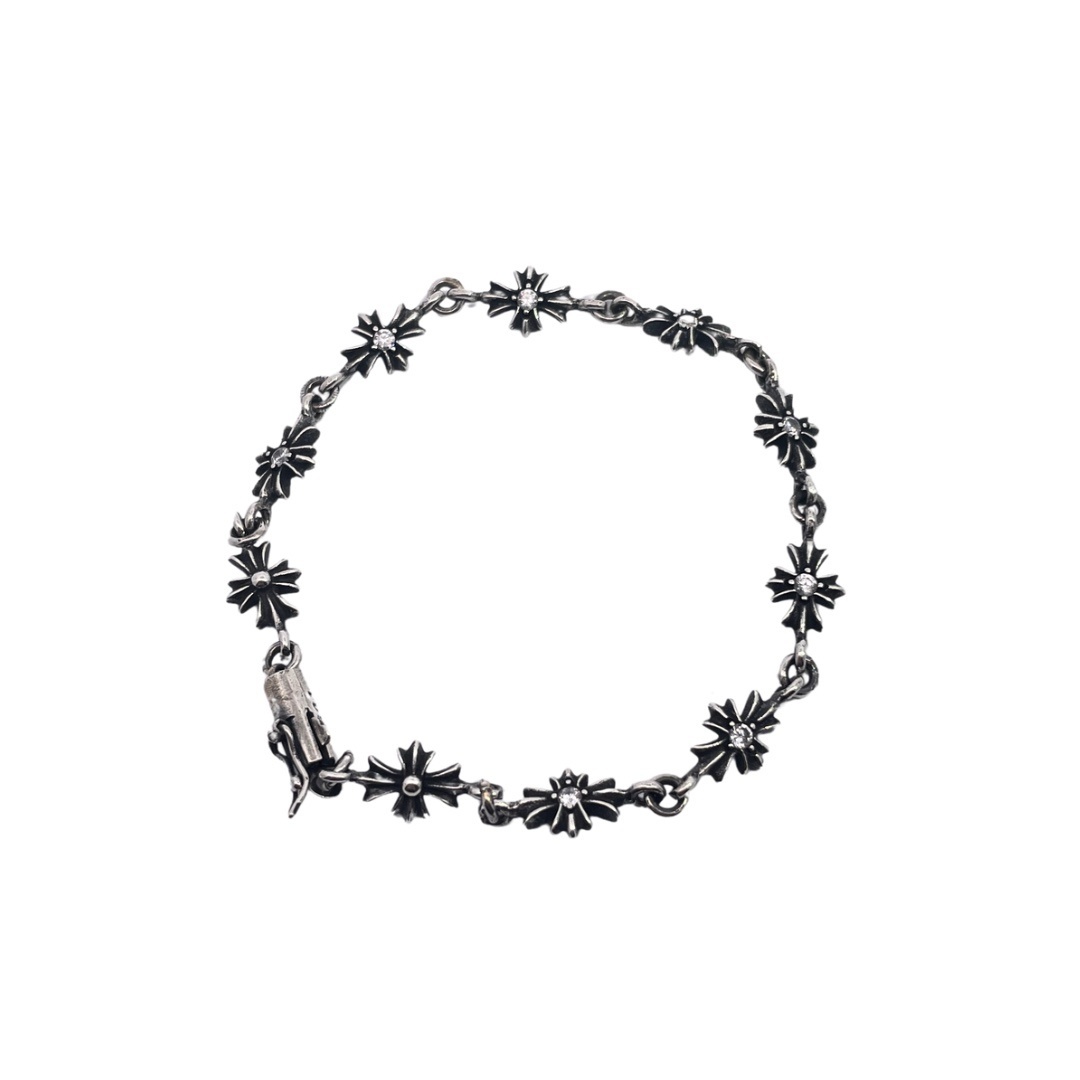 Chrome Hearts（クロム・ハーツ）の石を嵌めた十字架ブレスレット