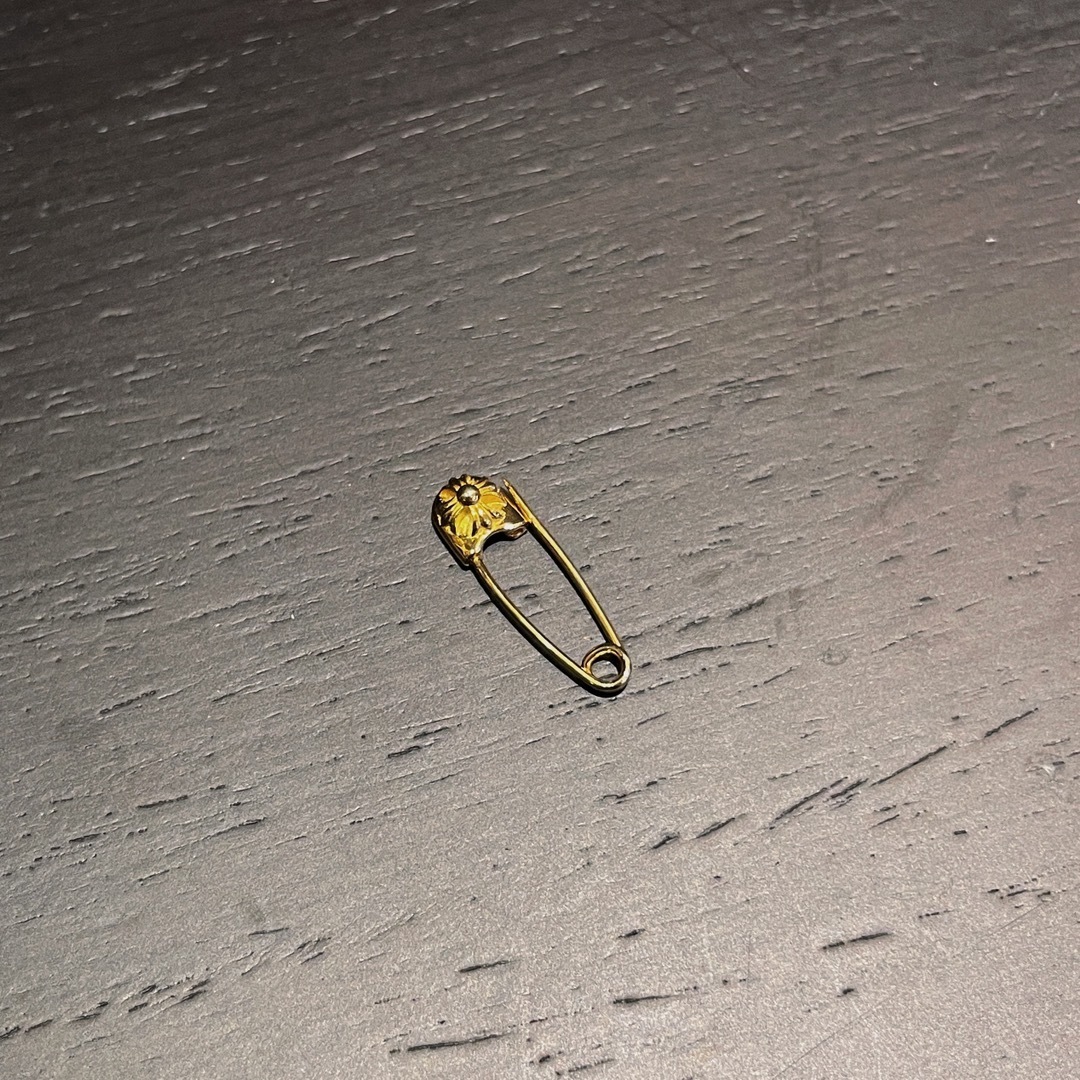 Chrome Hearts（クロム・ハーツ）の金メッキのピン