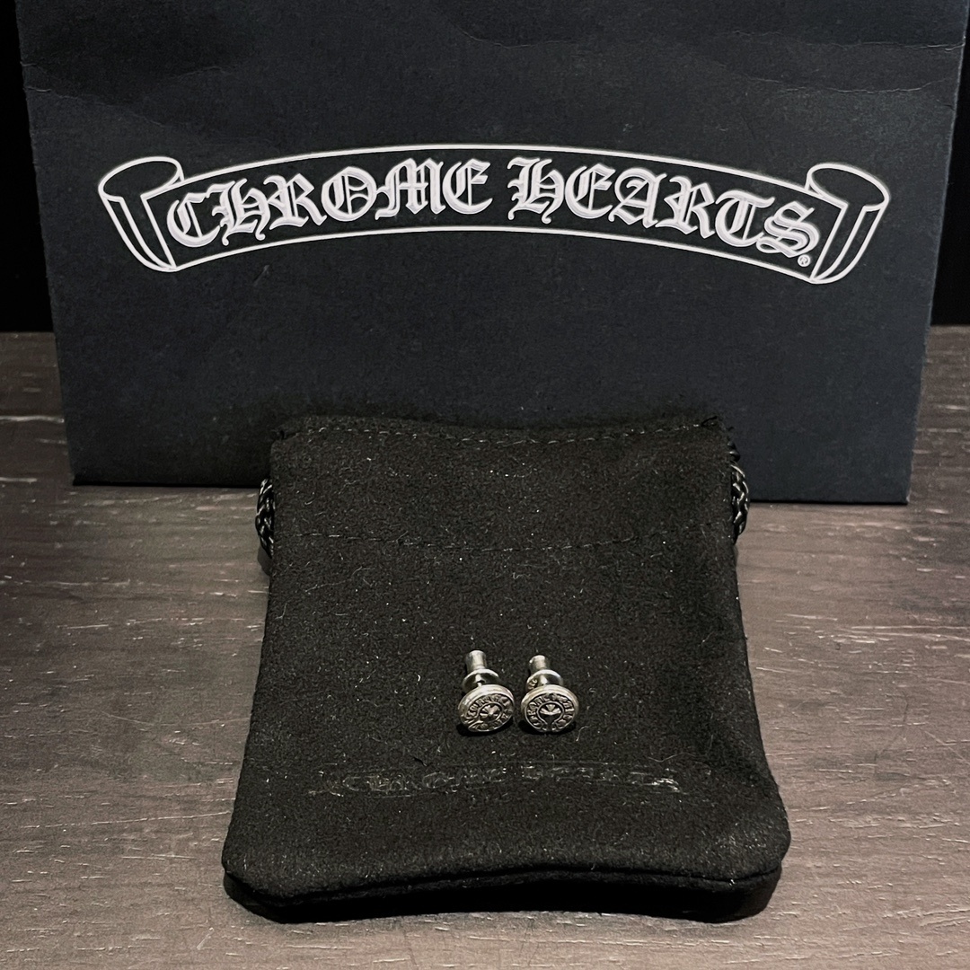 Chrome Hearts（クロム・ハーツ）の蹄形（ホースシュー）イヤリング