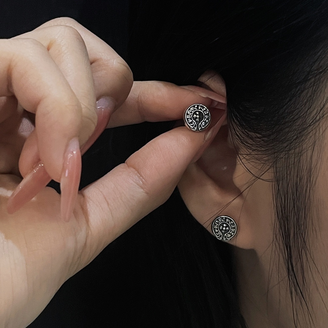 Chrome Hearts（クロム・ハーツ）の蹄形（ホースシュー）イヤリング