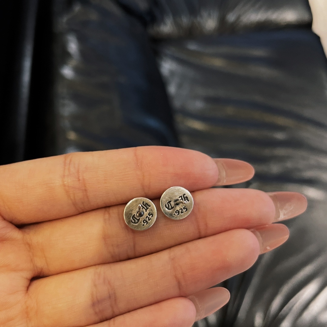 Chrome Hearts（クロム・ハーツ）の蹄形（ホースシュー）イヤリング