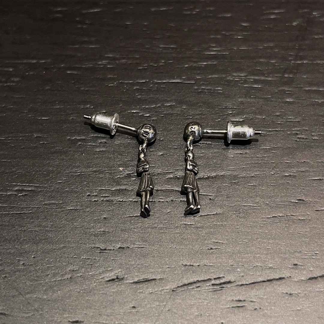 Chrome Hearts（クロム・ハーツ）の Foti スカルレディーイヤリング