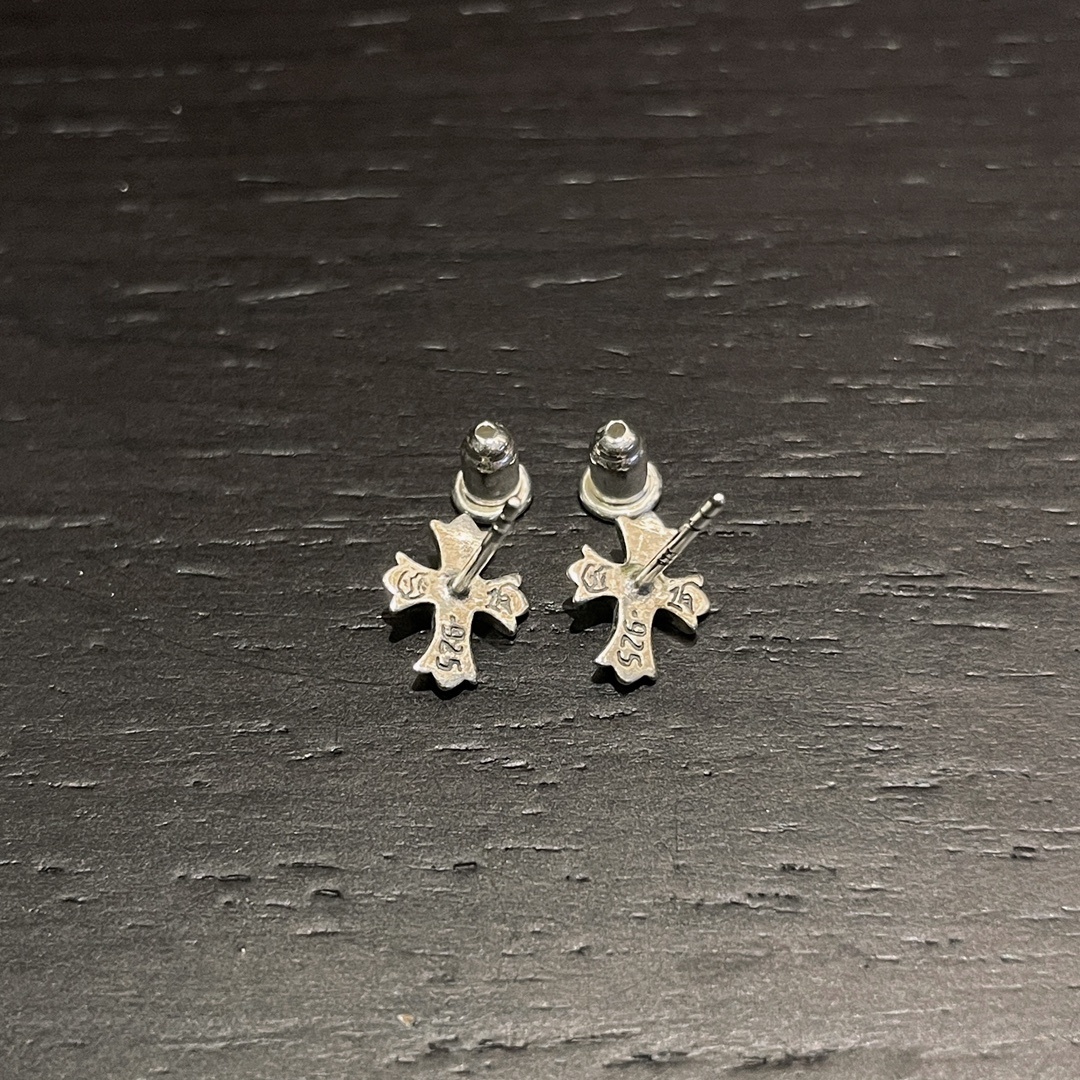 Chrome Hearts（クロム・ハーツ）の長いクロスフラワーイヤリング