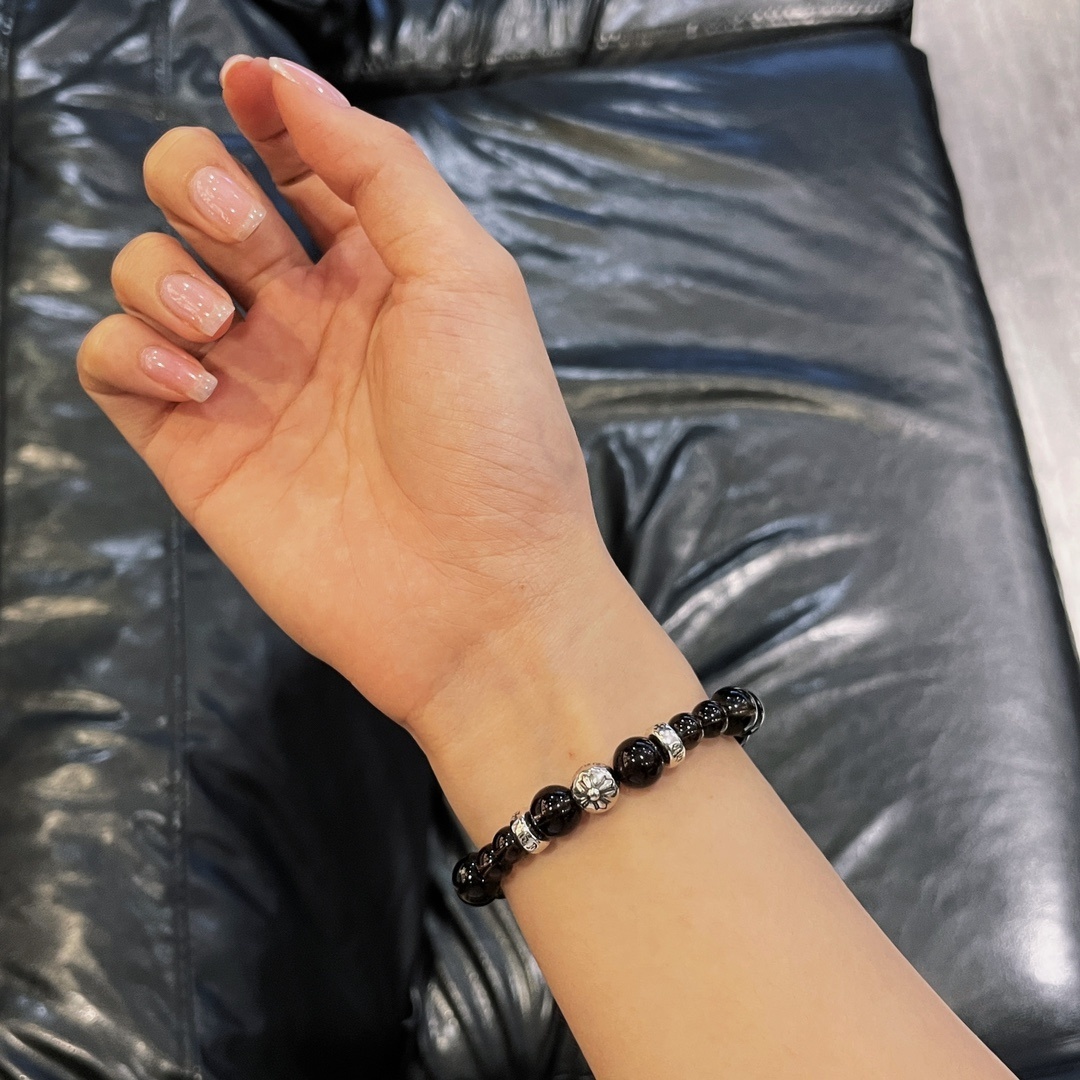 Chrome Hearts（クロム・ハーツ）のつる植物とハートモチーフのクリスタルバーム クリスタルビーズのハンドブレスレット