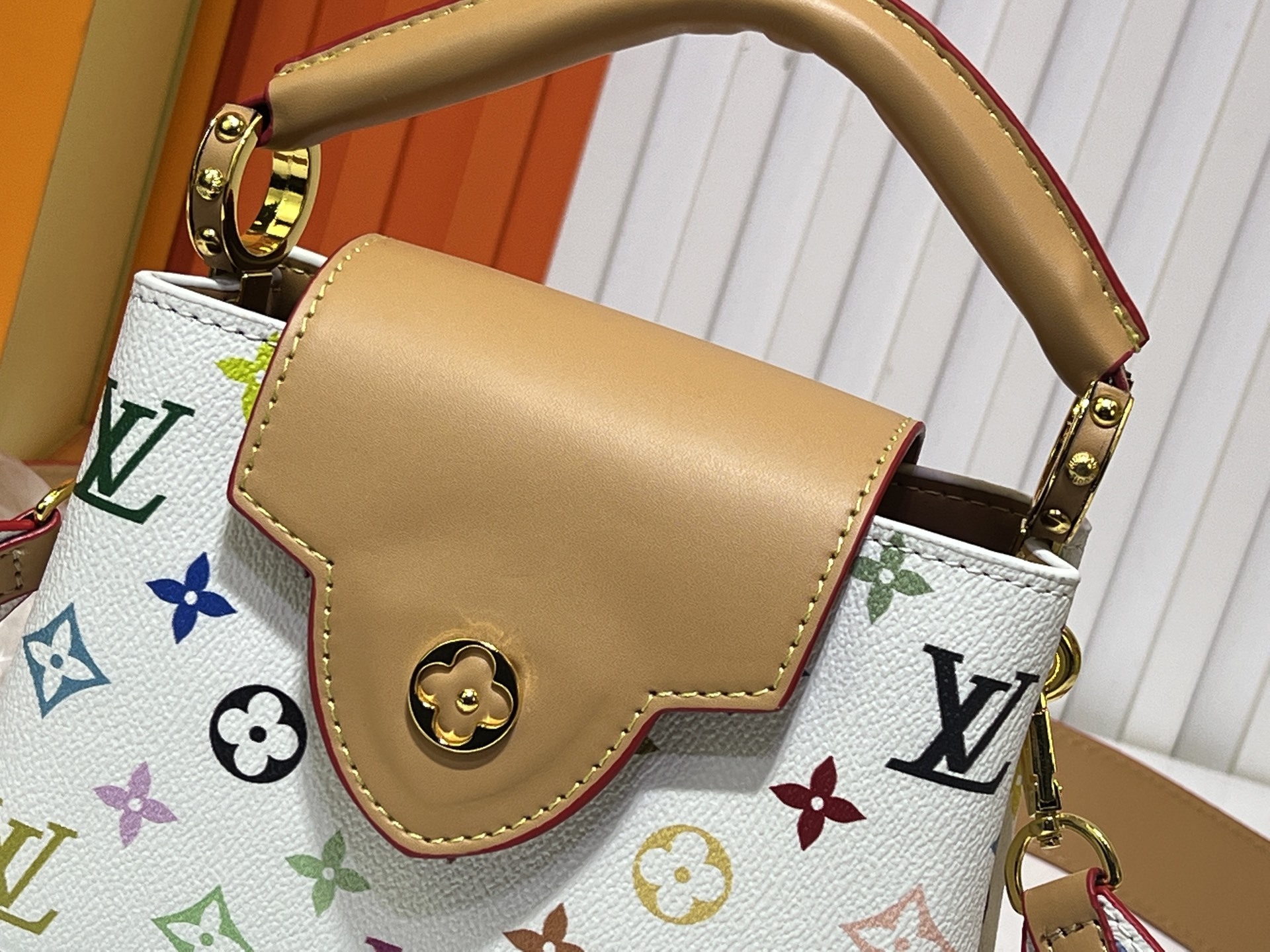 独占実写 【M59939 M94519】村上隆の白三彩 CAPUCINES ハンドバッグ