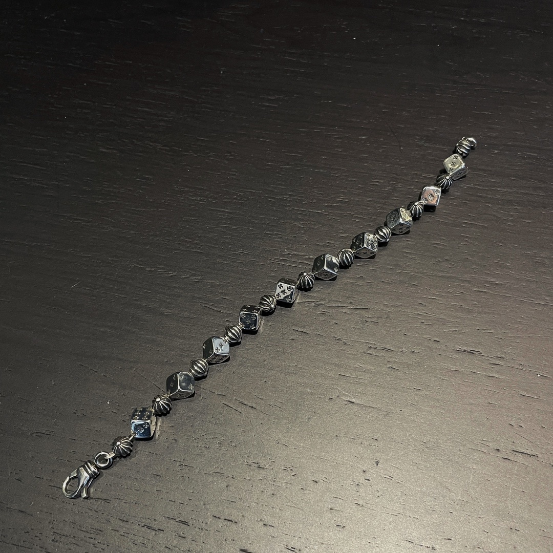 Chrome Hearts（クロム・ハーツ）のダイスとクロスフラワーのブレスレット