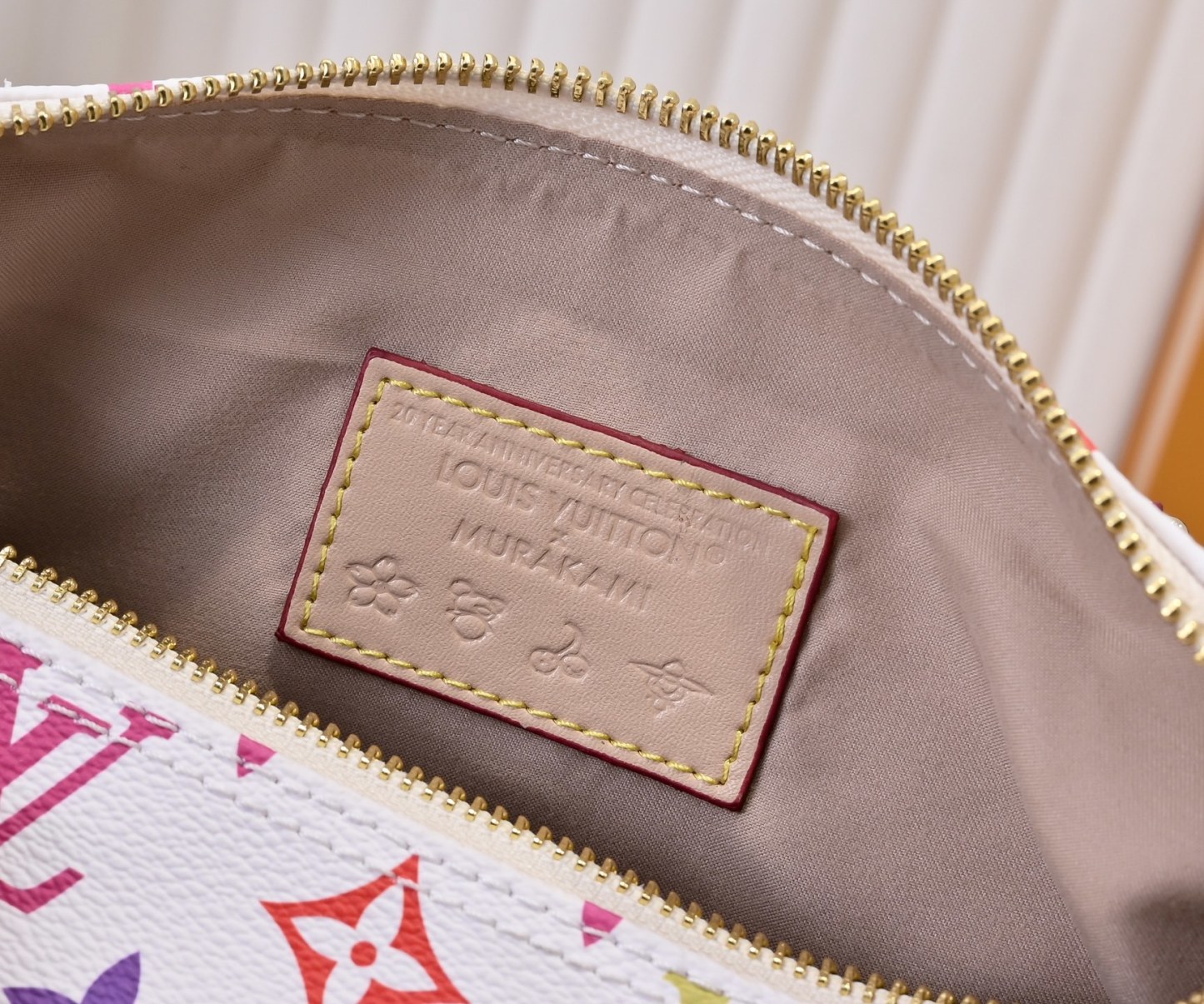 M13085 40390 この Speedy Bandoulière 25 ハンドバッグは