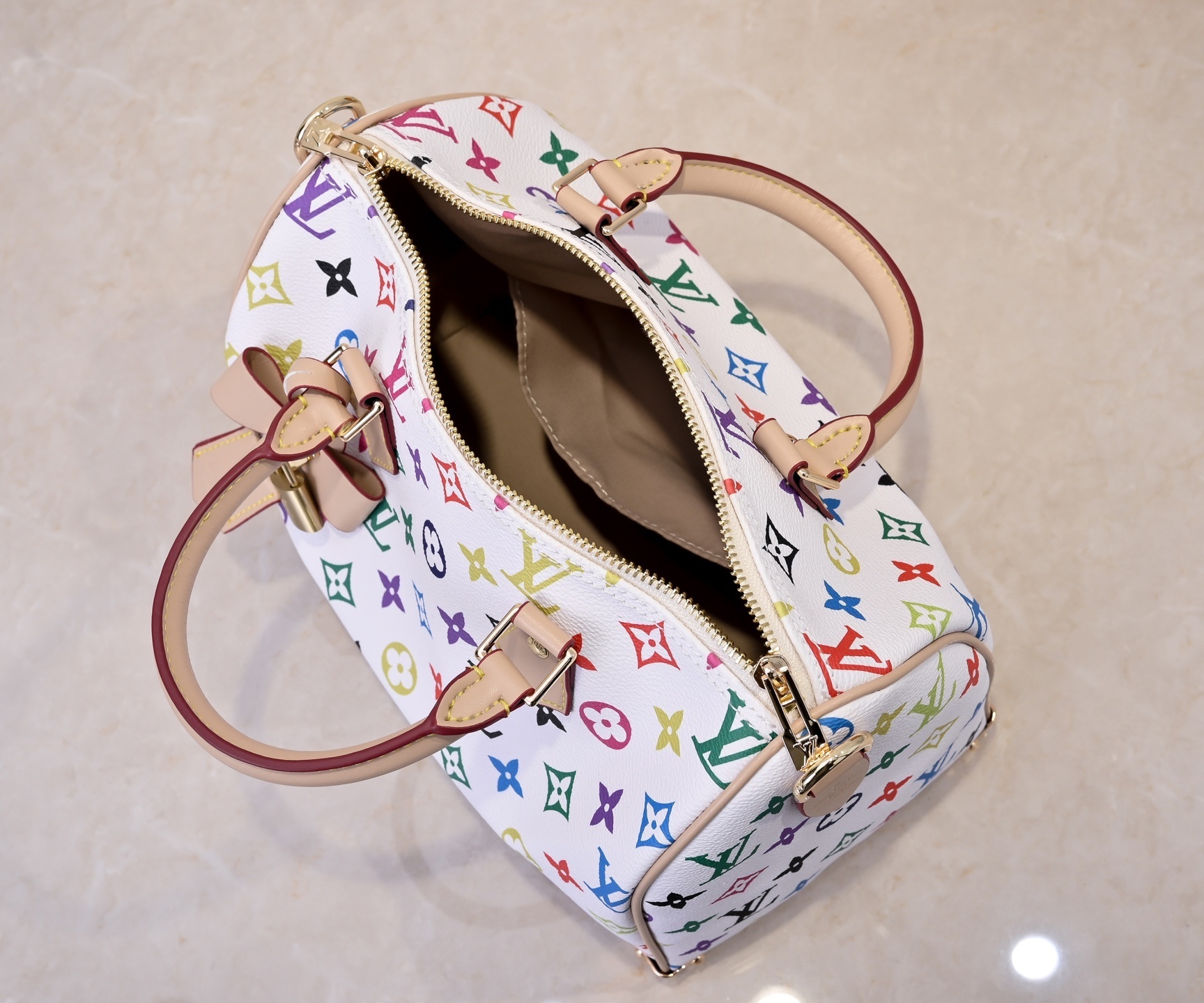 M13085 40390 この Speedy Bandoulière 25 ハンドバッグは