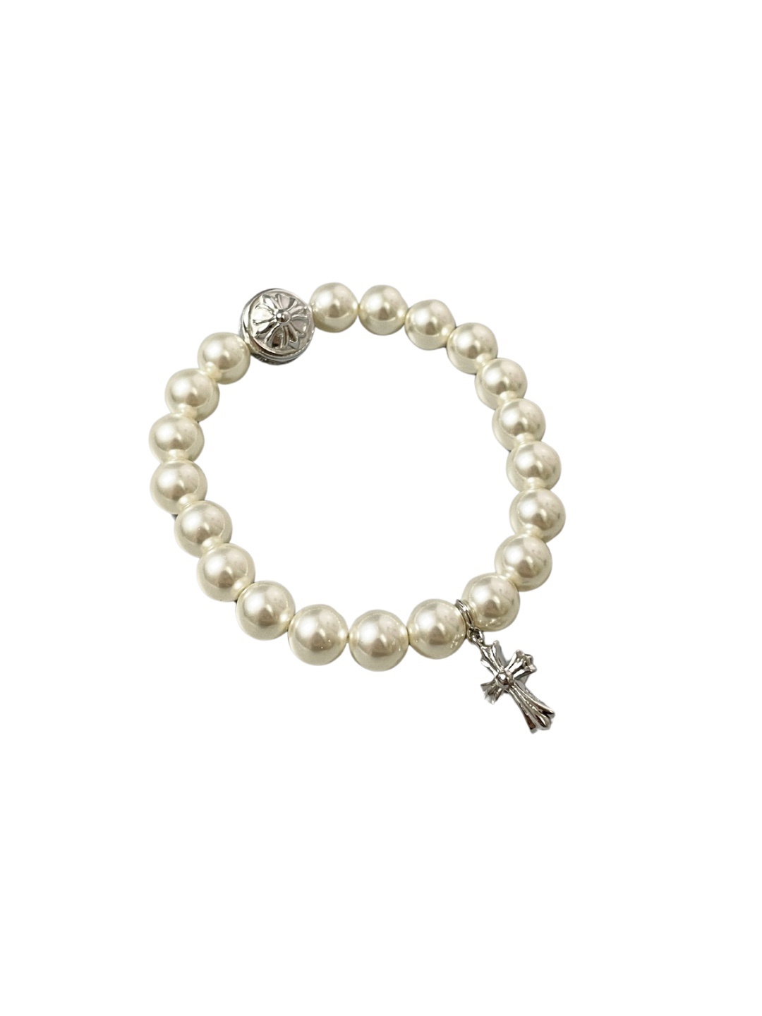 Chrome Hearts（クロム・ハーツ） 8mm のパールとダイヤモンドを付けた十字架のハンドブレスレット