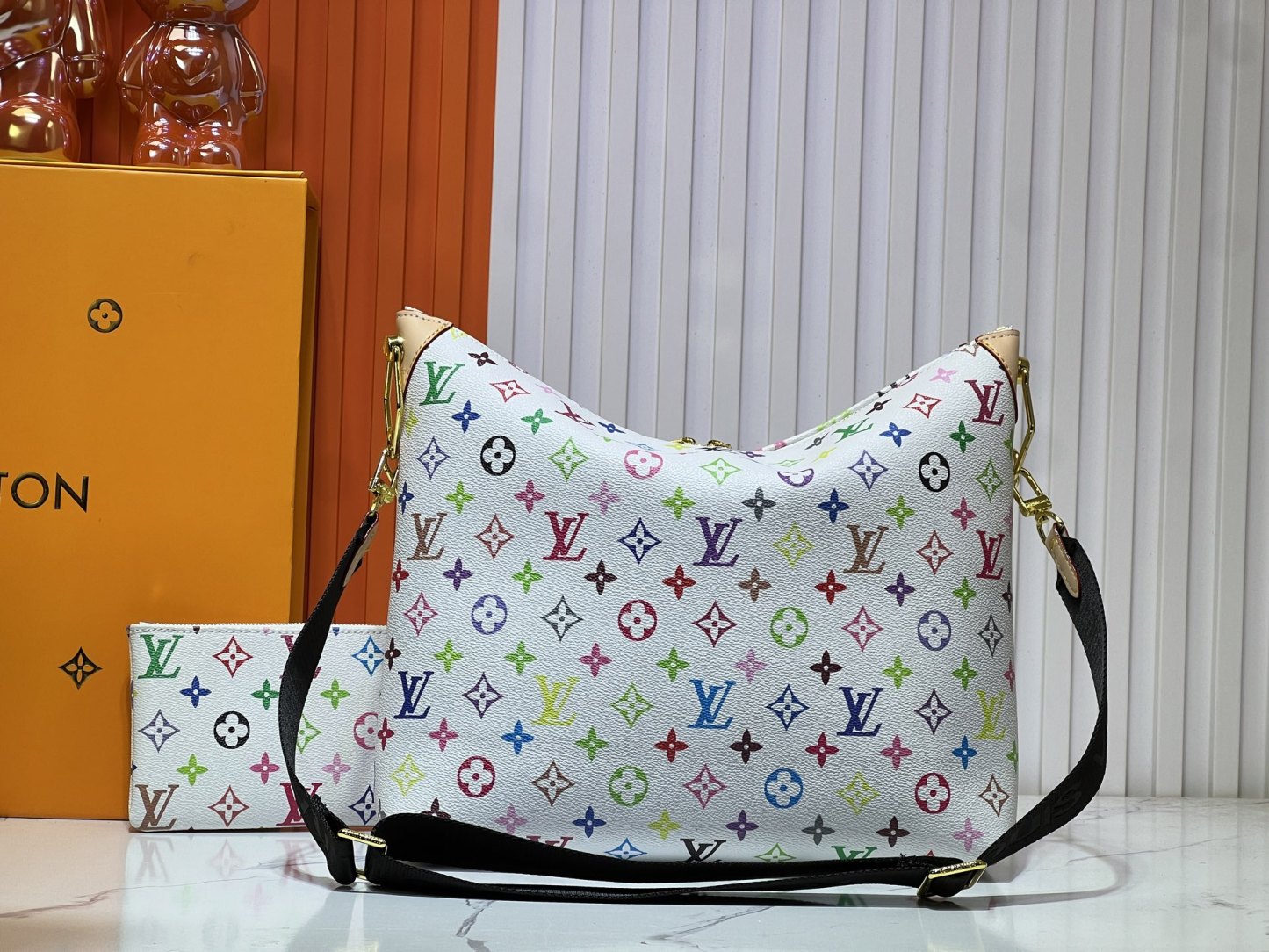 M12068、M12071、M12072。この新しいCoussinシリーズのボヘミアンバッグは、ファッション性と機能性を兼ね備えています。 