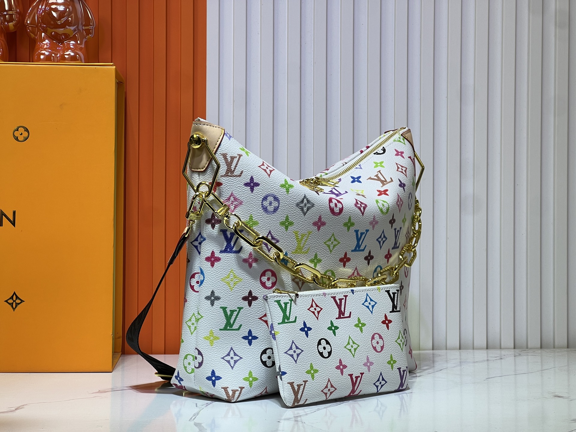 M12068、M12071、M12072。この新しいCoussinシリーズのボヘミアンバッグは、ファッション性と機能性を兼ね備えています。 