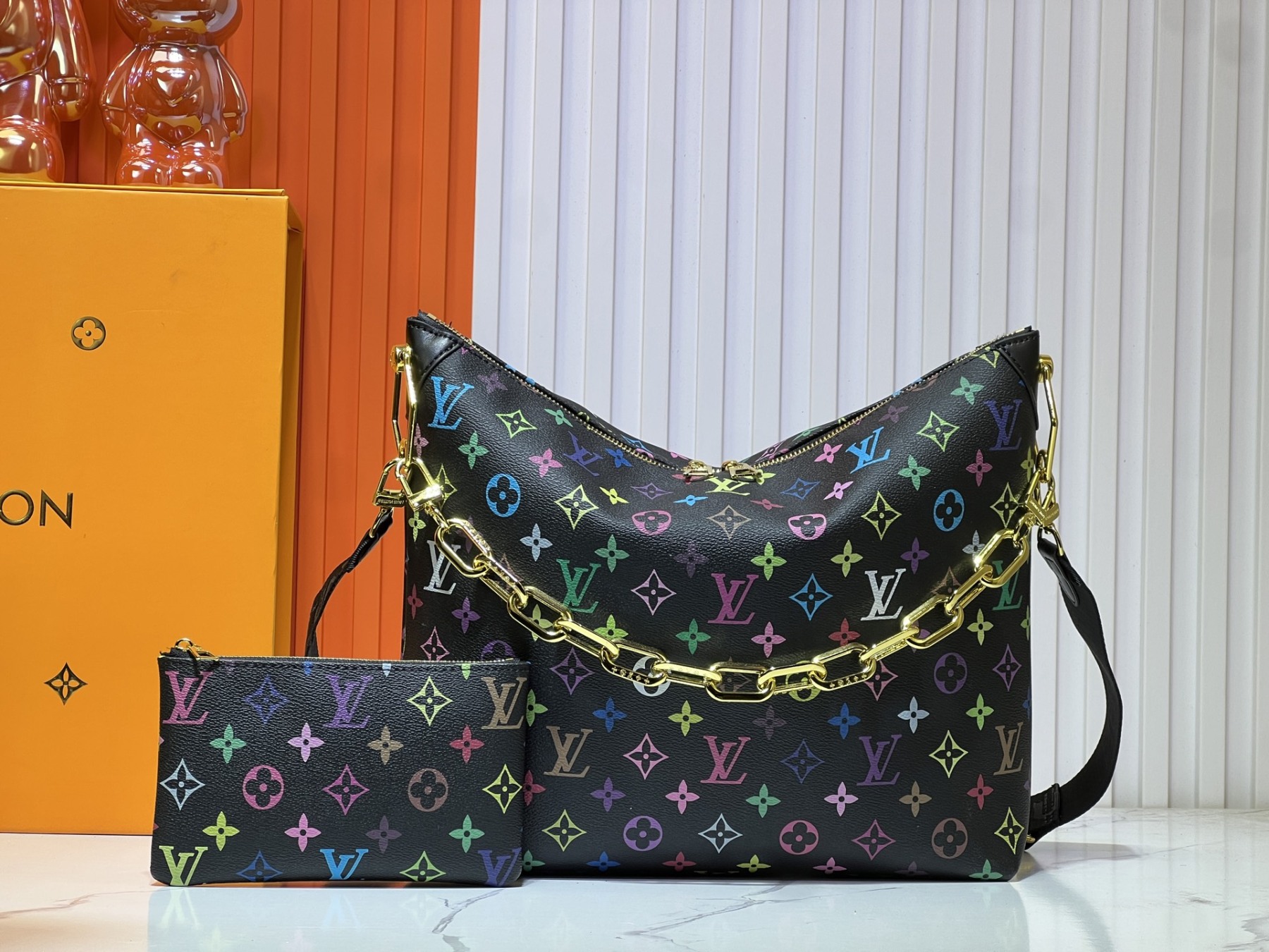 M12068、M12071、M12072。この新しいCoussinシリーズのボヘミアンバッグは、ファッション性と機能性を兼ね備えています。 