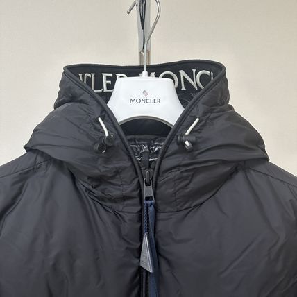 国内即発★MONCLER*MONTCLA モンクラ ロゴ ダウン ジャケット