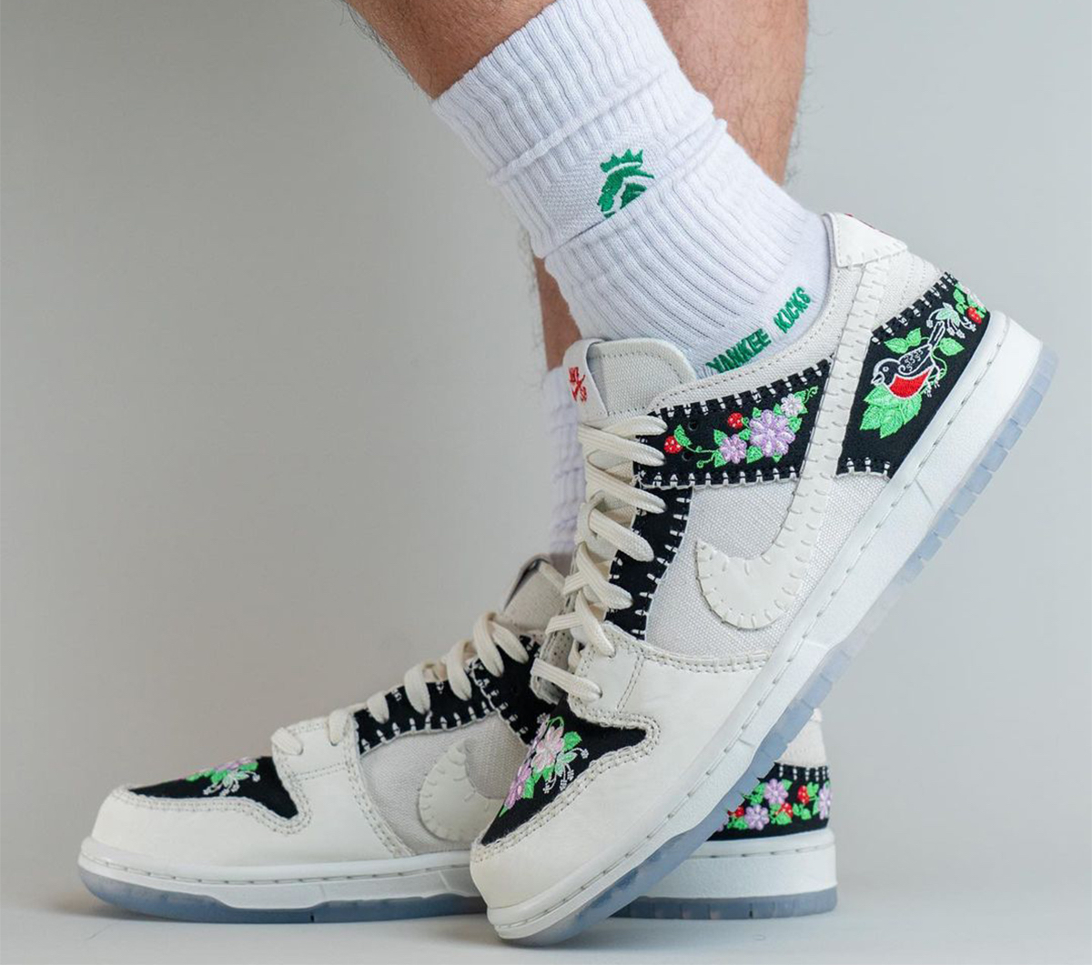 日本未入荷★海外限定★入手困難★Nike SB Dunk Low Decon N7 Light Green Spark