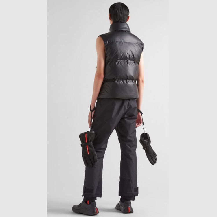 PRADA＊Light Nylon down vest ライトダウンベスト＊送料込