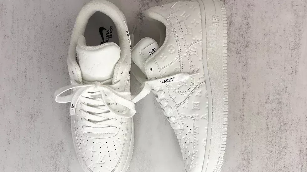 SS-22 LOUIS VUITTON X NIKE AIR FORCE 1 【本物保証】【代金引換】