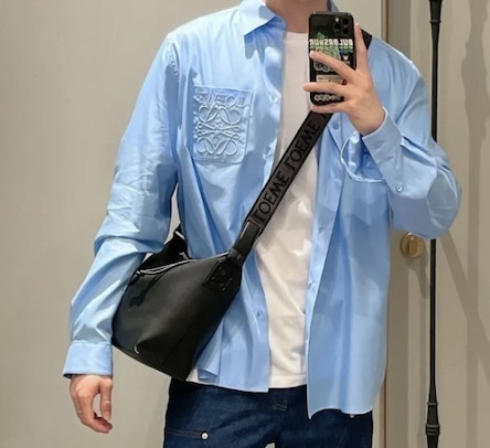 【現地顧客価格！】LOEWEキュービショルダーバック