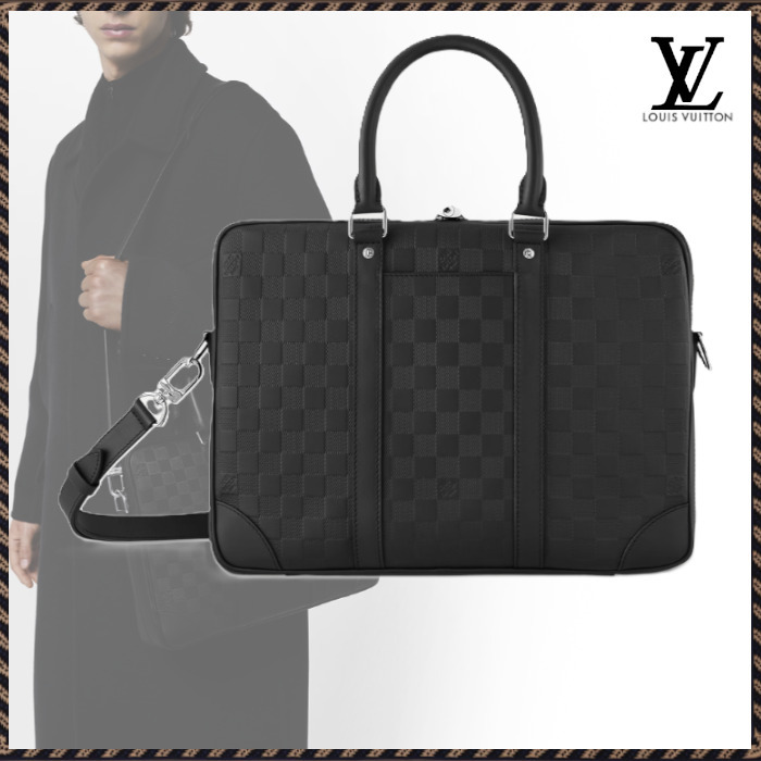 LouisVuitton《ポルト ドキュマン・ヴォワヤージュ》ダミエ 直営