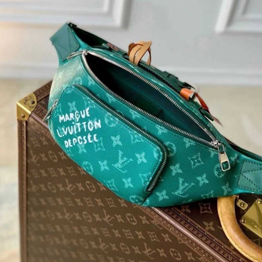 [Copy]《セカンドバッグにも☆》LV ロッカー ドップキット肉球チャーム