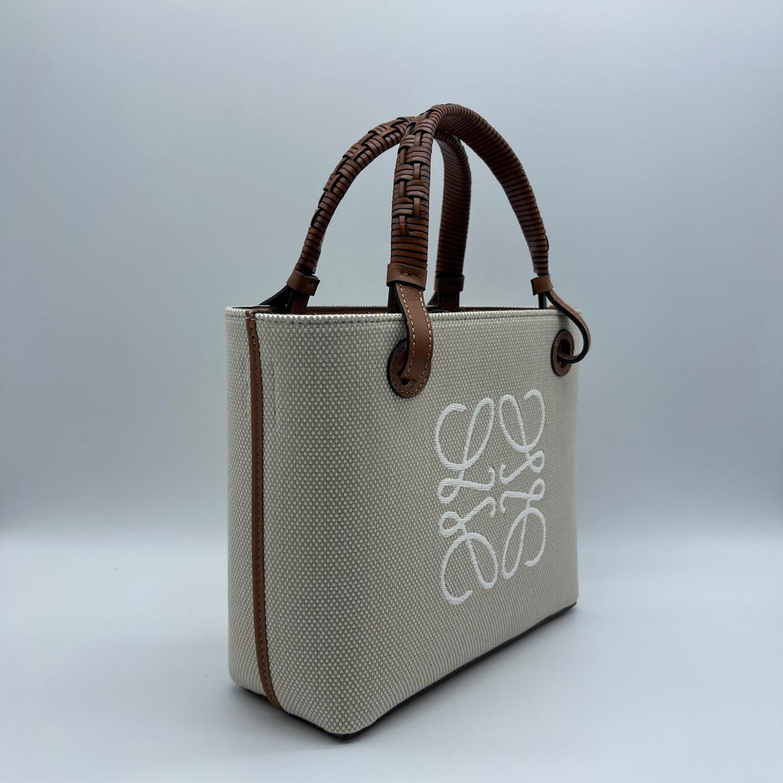 お買い得！！★ ロエベ ★ アナグラムトートミニバッグ