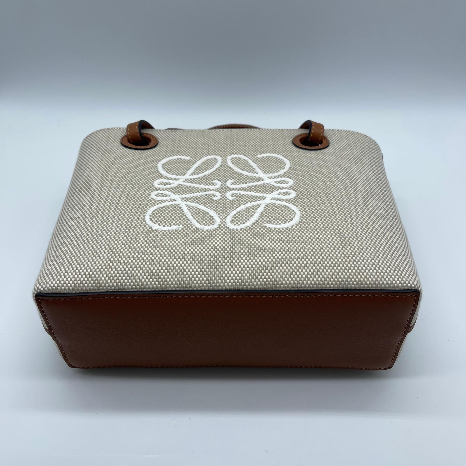 お買い得！！★ ロエベ ★ アナグラムトートミニバッグ