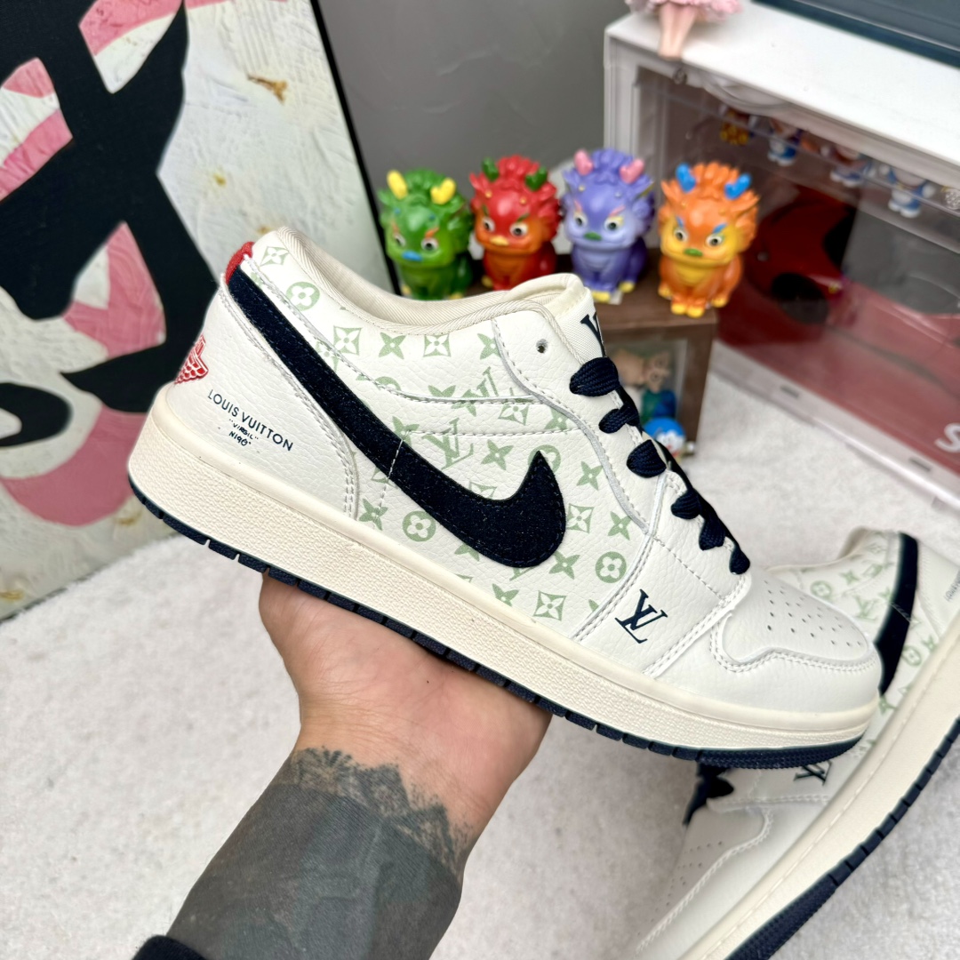 Louis Vuitton x Travis Scott x Nike Air Jordan 1 Low OG SP LV Monogram AJ1