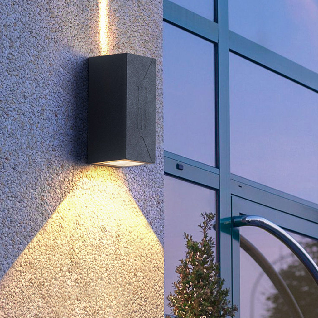 Industrial up-down balcony outdoor wall lighting in metal — Variant B