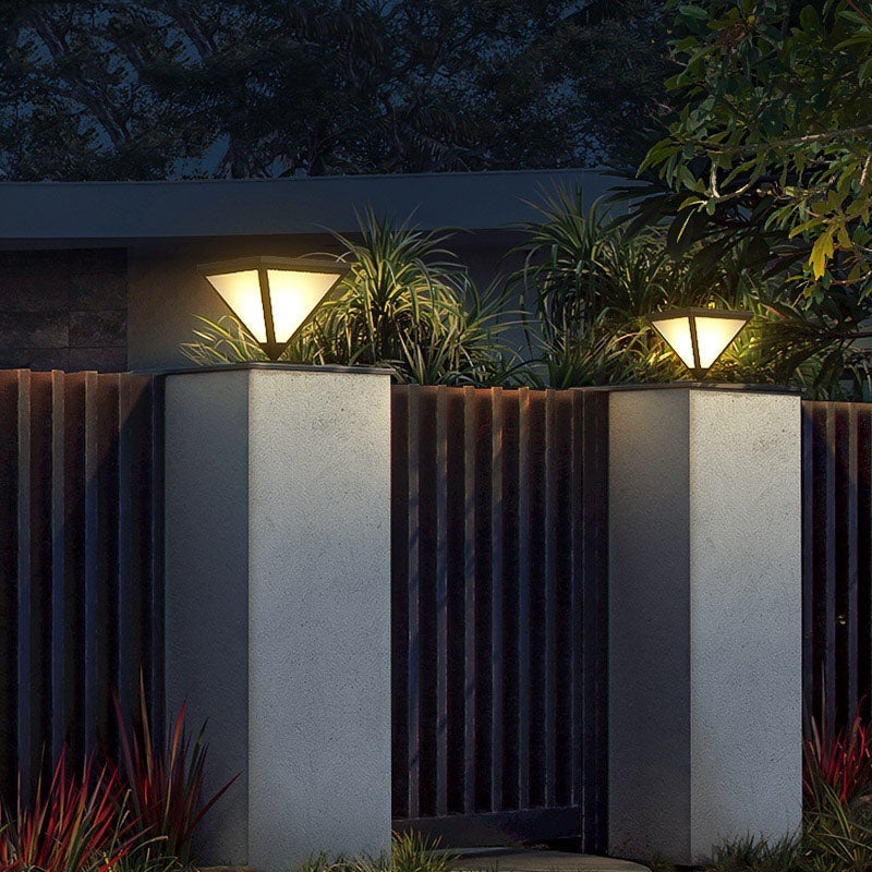 Geometric Solar LED Outdoor Lamp
