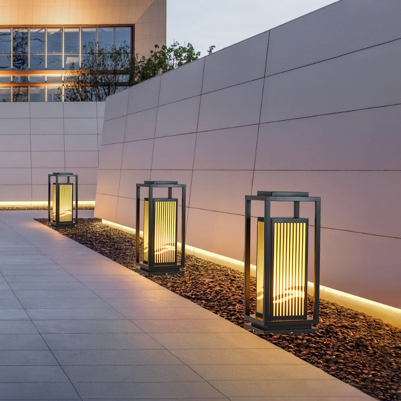 Minimalist Striped LED Black Modern Solar Outdoor Lantern