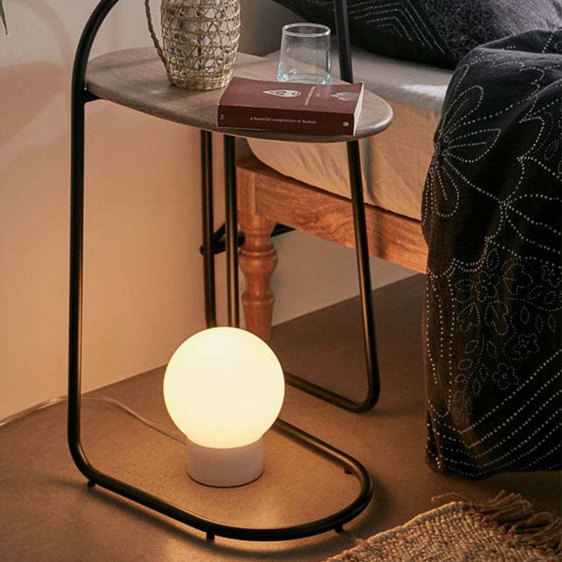 Minimalist Oval Curve Wood Metal End Table — Black