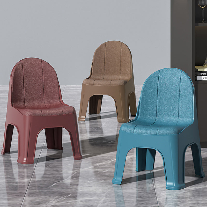 Minimalist Half Round Plastic Chair