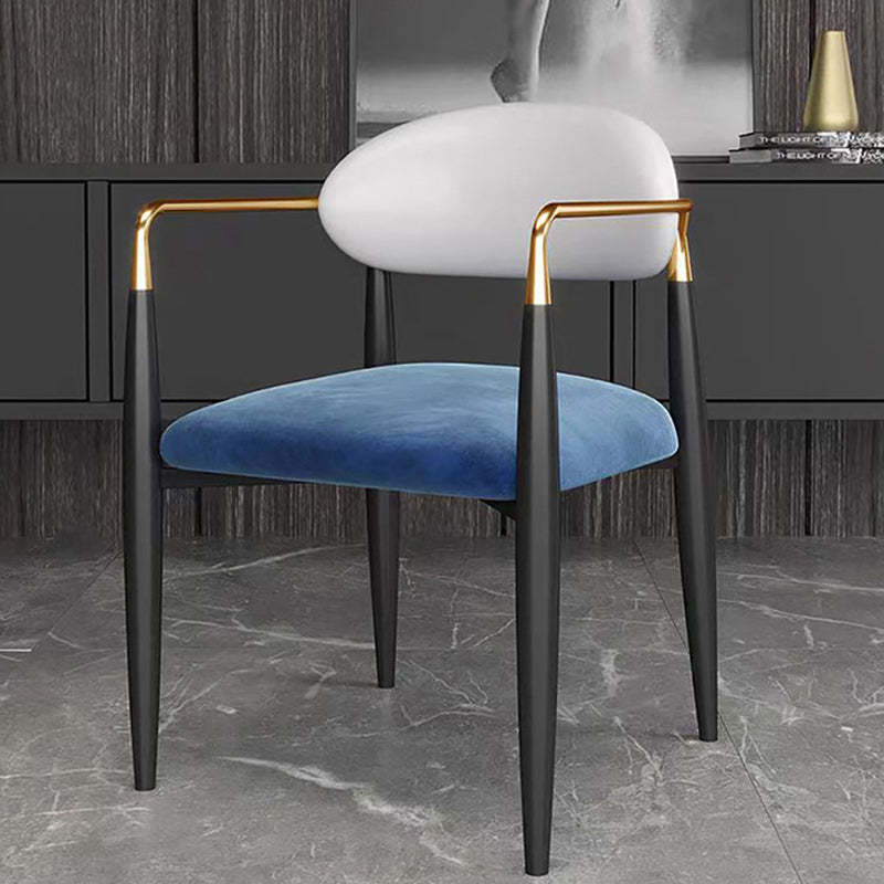 Minimalist Oval Velvet Dining Chair