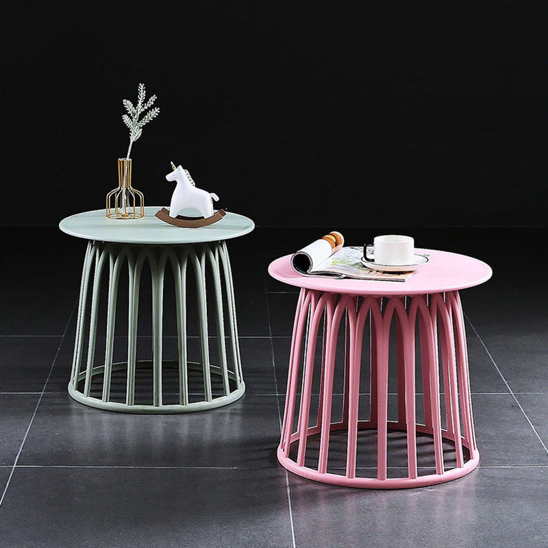 Scandinavian Skeleton Column Side Table — Black