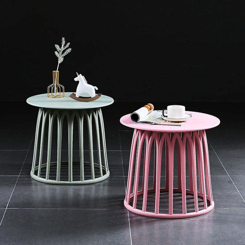 Scandinavian Skeleton Column Side Table — Black