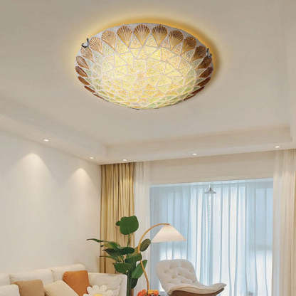 Nordic Vintage Tiffany Shell Glass Flush Mount Light