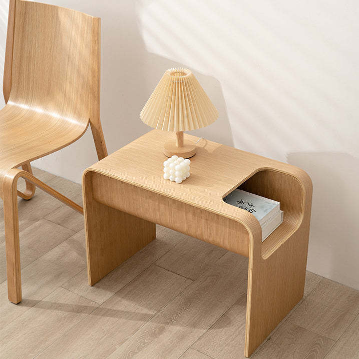 Minimalist Solid Wood C-Shaped Side Table — Black