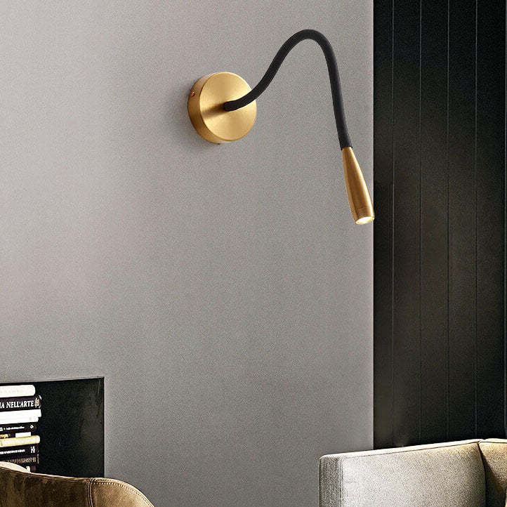 Simple Hose Spotlight Brass LED Reading Sconce — 110V-120V For US/CA / Warm Light (3000K)