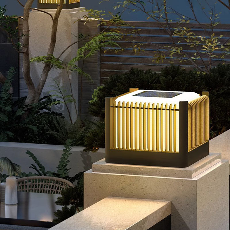 Steel landscape lighting in gray — 11.81" W x 8.86" H / Hardwired / 220V-240V (UK/AU)