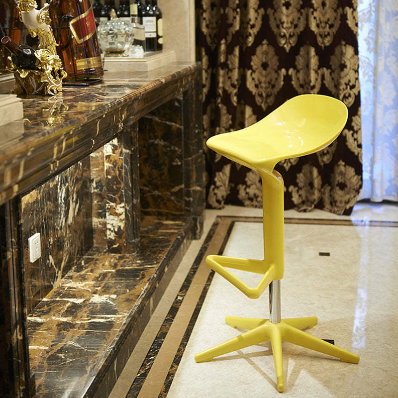 Nordic Plastic Metal Swivel Barstool
