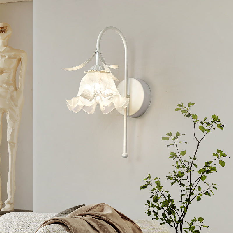 Nordic Vintage Floral Pumpkin Cream Glass Sconce