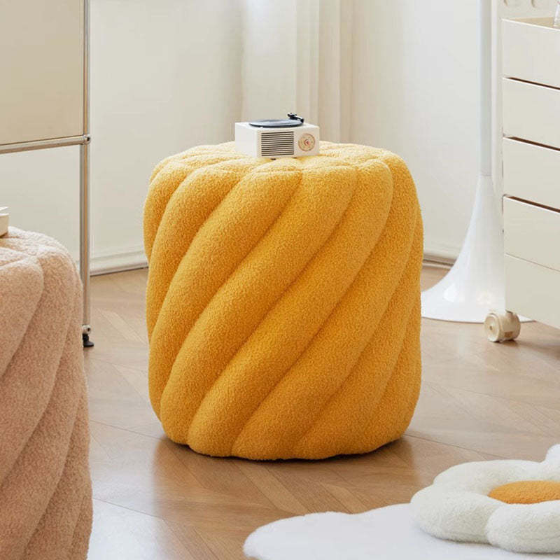 Scandinavian Lambswool Round Vanity Stool — Pink
