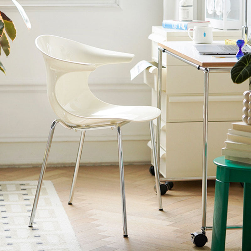 Minimalist Curved Plastic Metal Dining Chair — Transparent