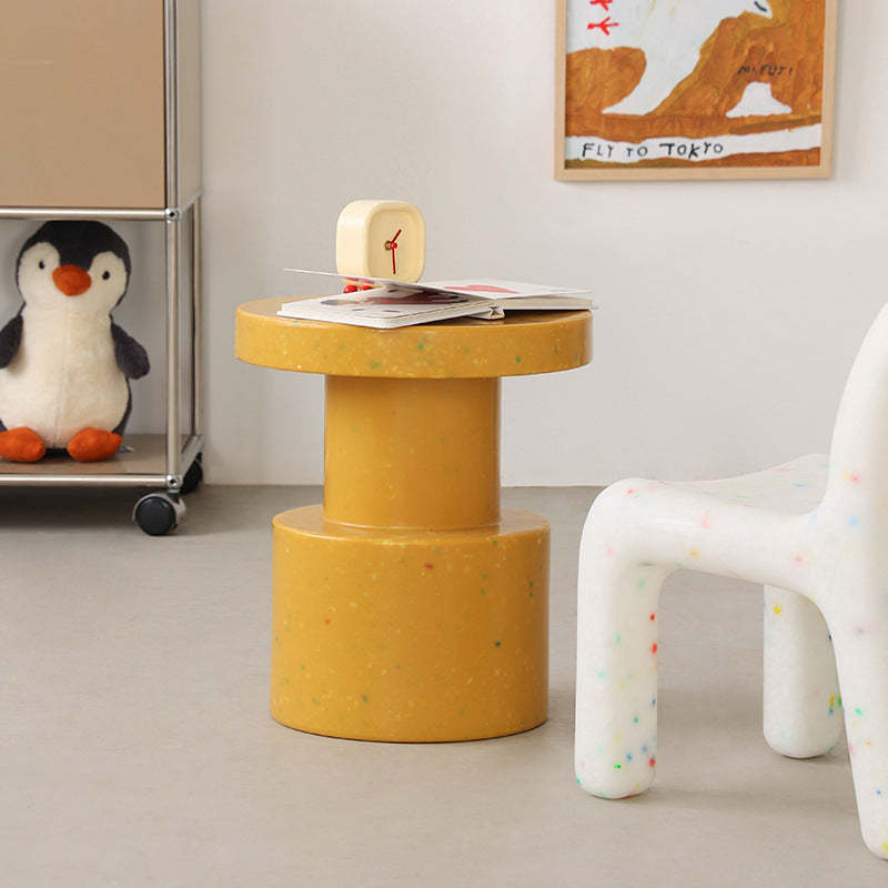Scandinavian Round End Table — Green