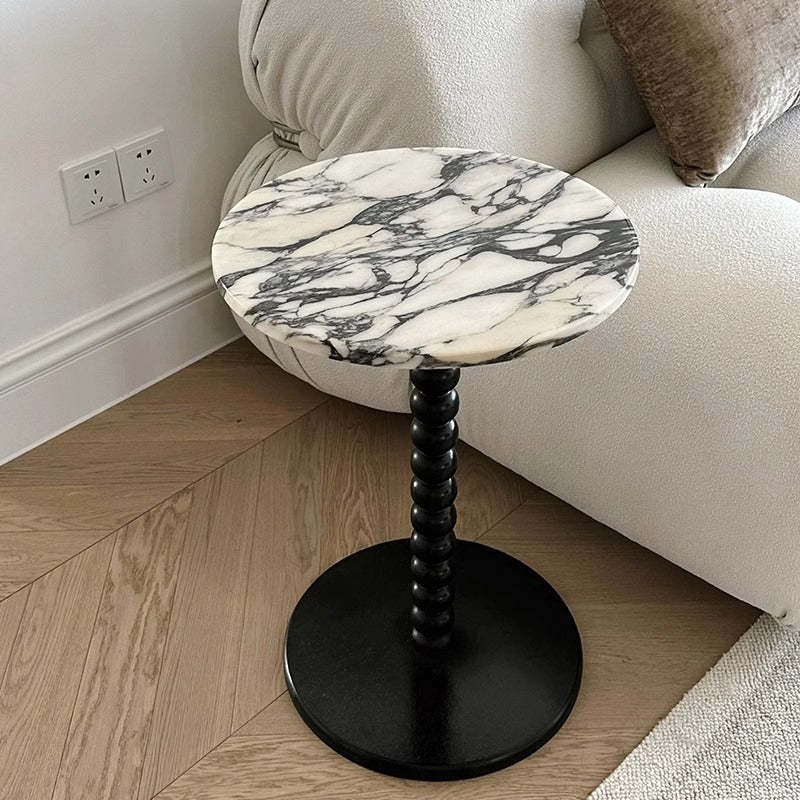 Minimalist round wood coffee tables — 19.69" H x 15.75" Dia