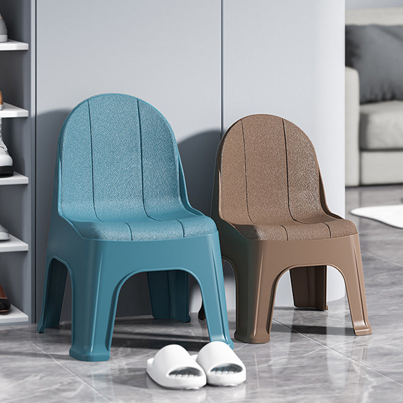 Minimalist Half Round Plastic Chair — Brown