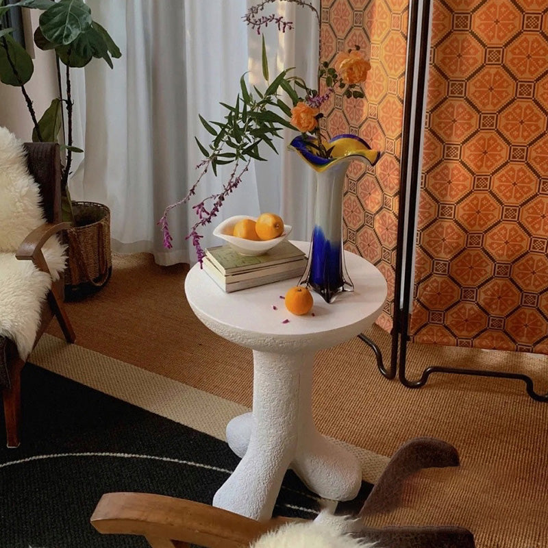 Modern Art Deco Magnesium Oxide Round Side Table 3-Leg