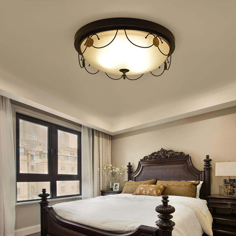 European Vintage Round Bowl 3/4-Light Flush Mount