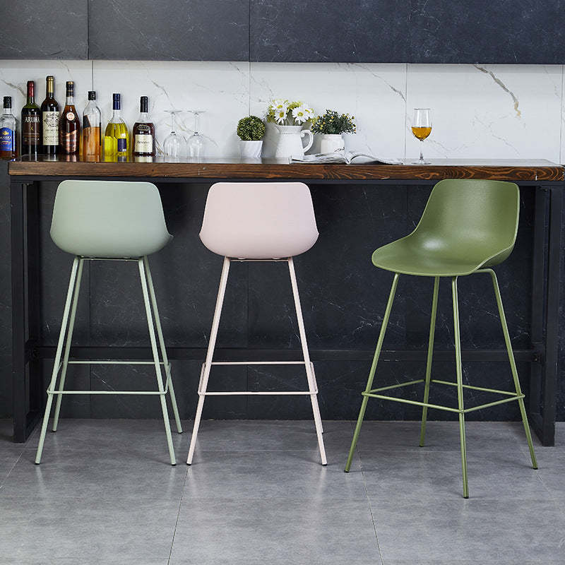 Minimalist curved bar & counter stools in metal fabric