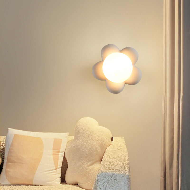 Creative flower white wall sconces — 220V-240V (UK/AU